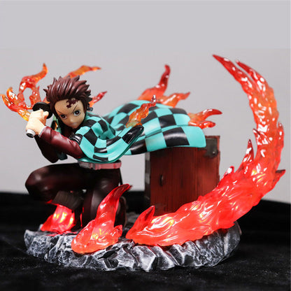 Kamado Tanjirou character combat pose 1:1 decoration model hand toy ornaments