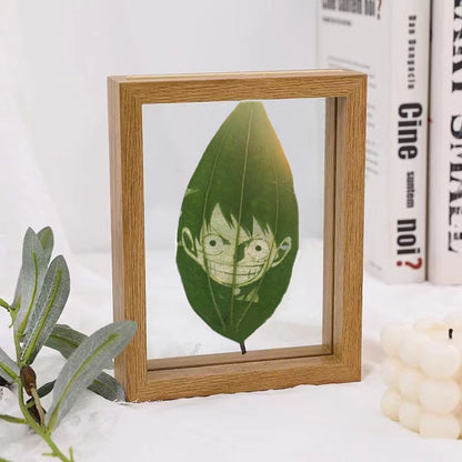 Zoro/Luffy Figurine Leaf Sculpture Picture Frame Decoration